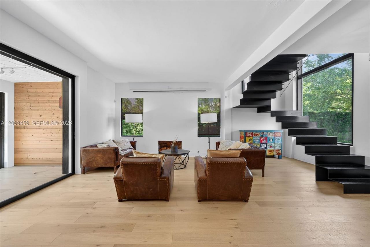 4353 Alton Rd , Miami Beach, FL 33140 Photo