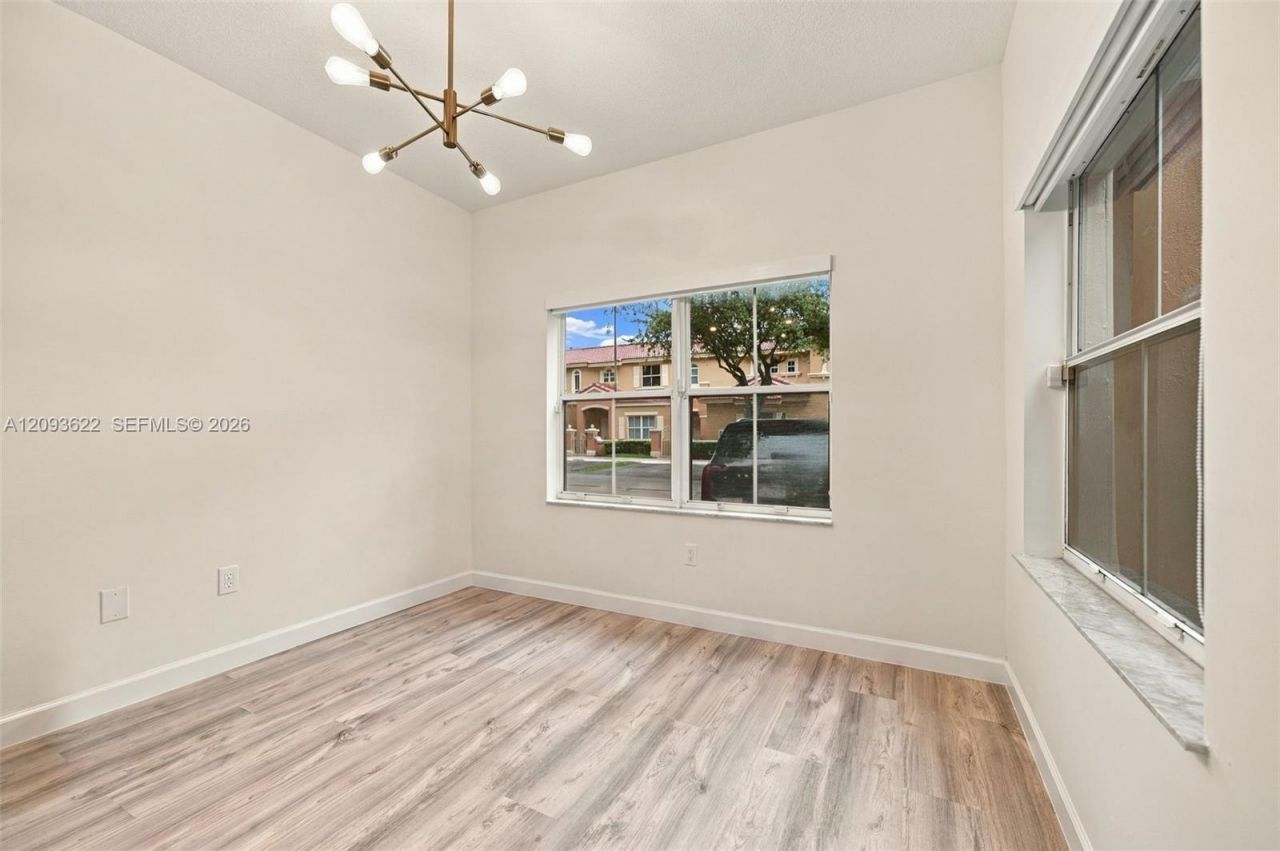 8531 NW 139th Ter, Unit 1406, Miami Lakes, FL 33016 Photo