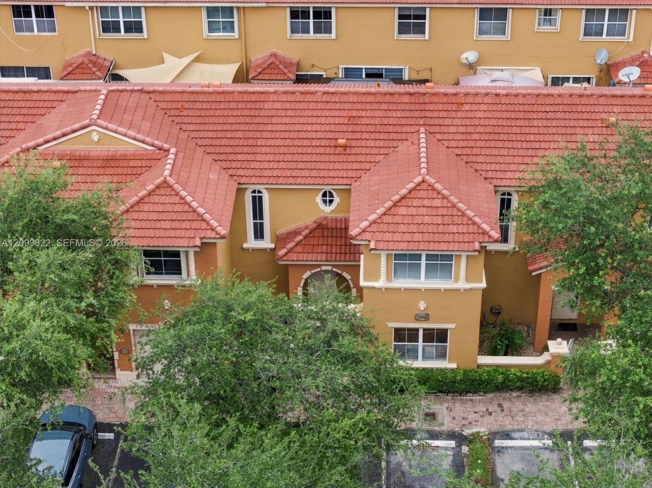 8531 NW 139th Ter, Unit 1406, Miami Lakes, FL 33016 Photo