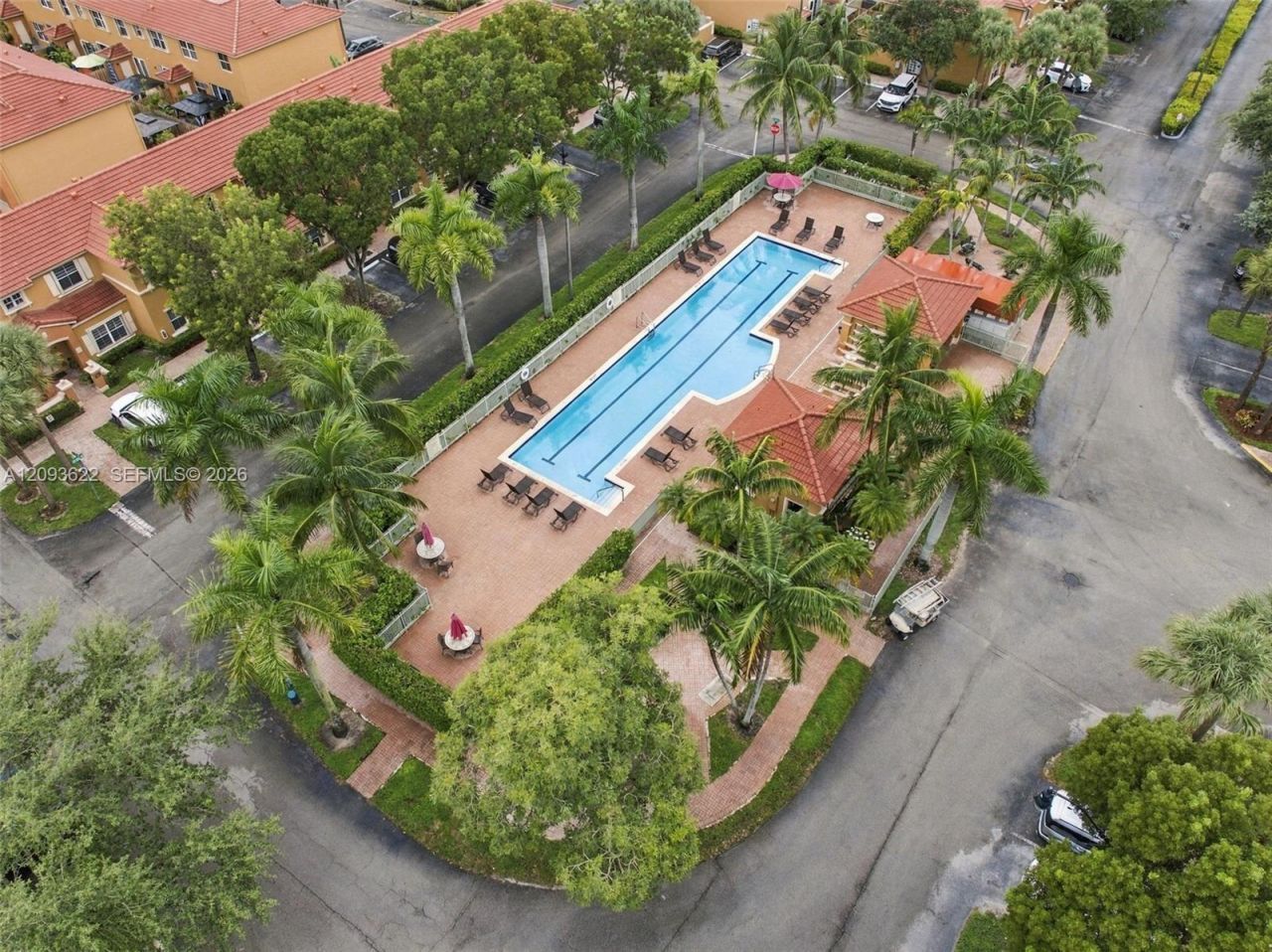 8531 NW 139th Ter, Unit 1406, Miami Lakes, FL 33016 Photo