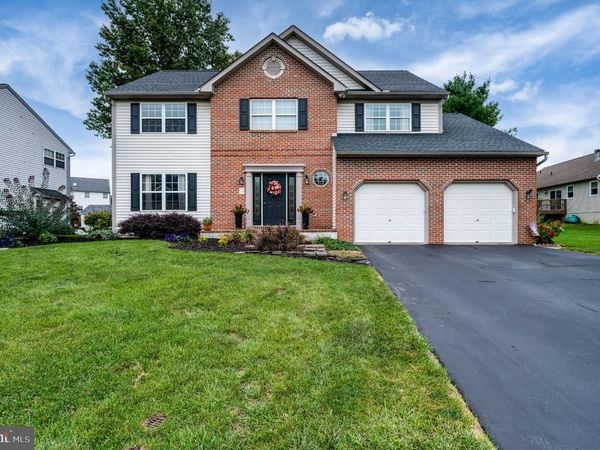 27 BROOKFIELD DRIVE , FLEETWOOD, PA 19522