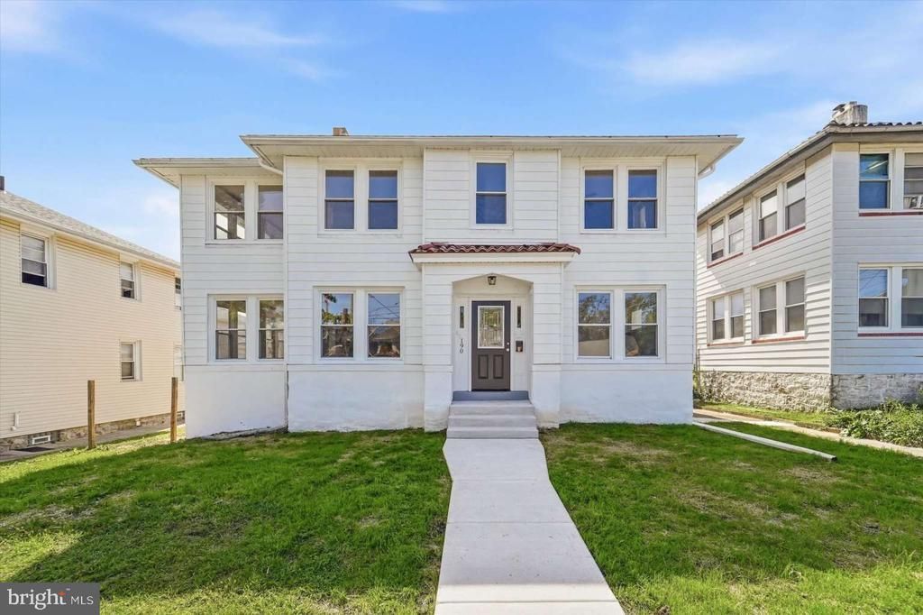 190 E PLUMSTEAD AVENUE , LANSDOWNE, PA 19050