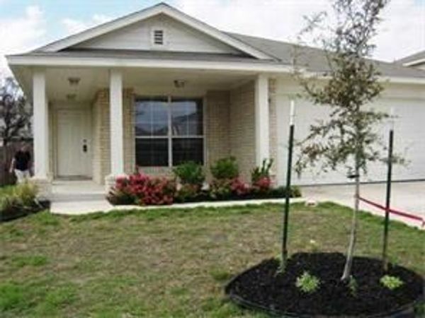 1005 SWEET LEAF LN, Pflugerville, TX 78660