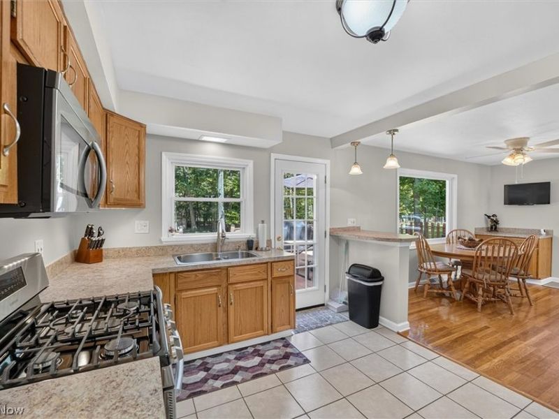 18953 Alexander Road, Walton Hills, OH 44146 Photo 18