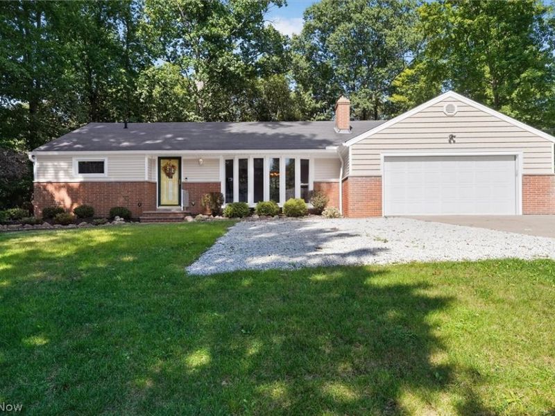 18953 Alexander Road, Walton Hills, OH 44146 Photo 2