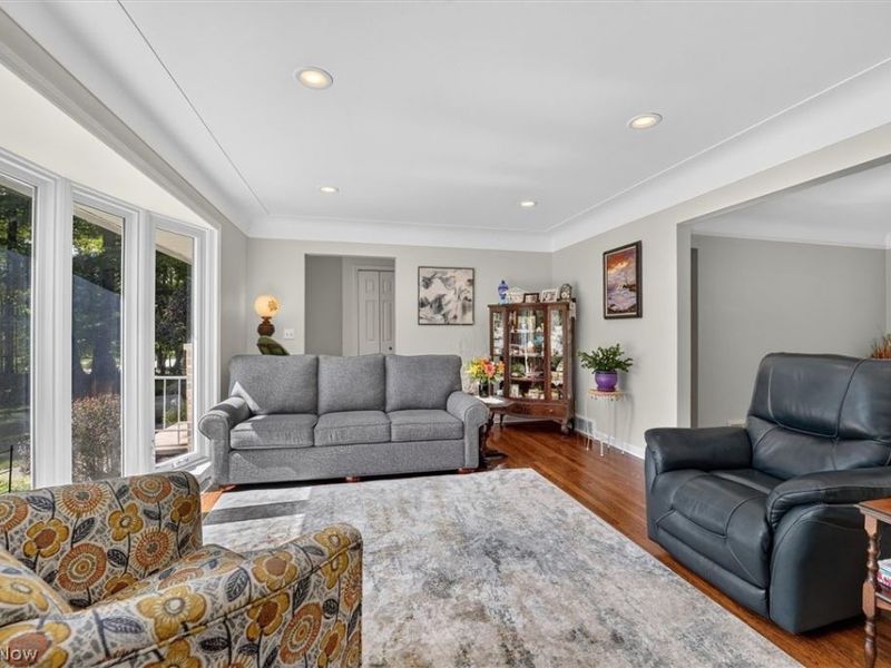 18953 Alexander Road, Walton Hills, OH 44146 Photo 9