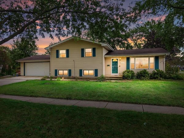 717 Roby ROAD, Stoughton, WI 53589