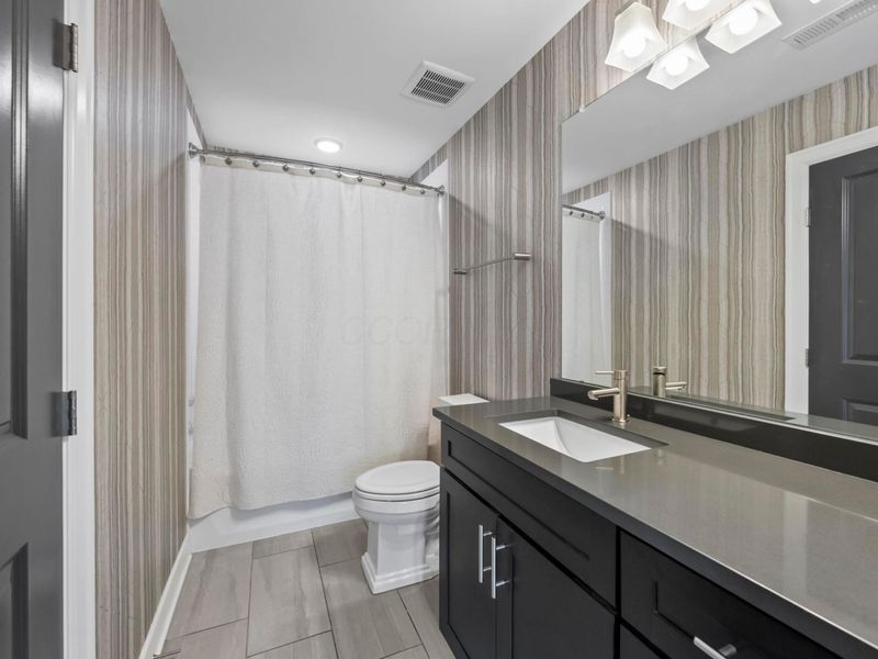 976 Pullman Place, Unit 26, Grandview Heights, OH 43212 Photo 7