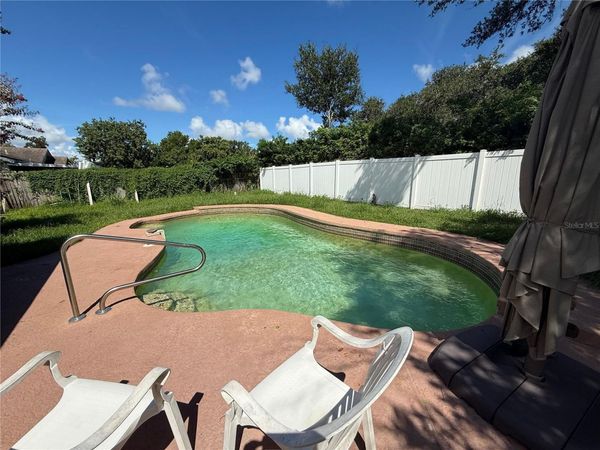9085 ARNDALE CIRCLE , TAMPA, FL 33615