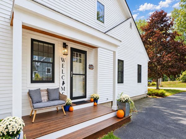 261 Main Street, Cumberland, ME 04021