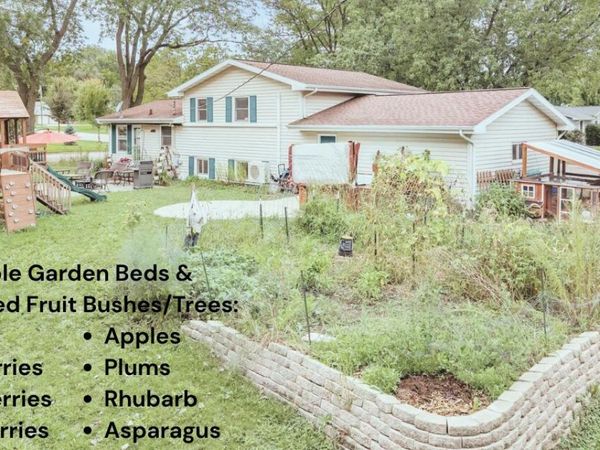 717 Roby Rd, Stoughton, WI 53589