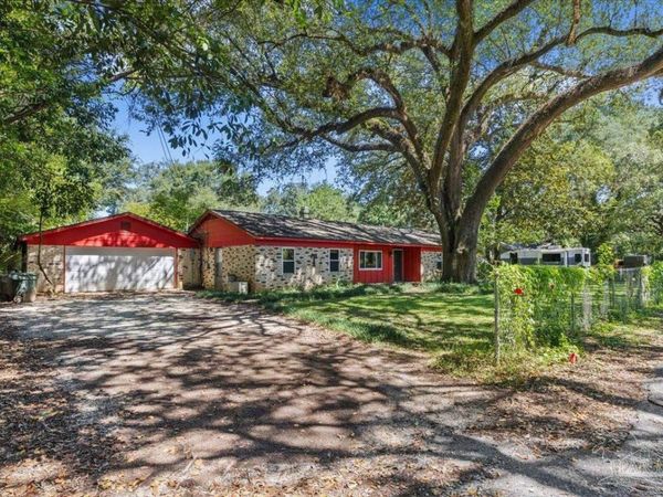 632 Powell St, Pensacola, FL 32534