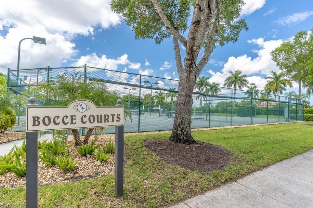 6544 Huntington Lakes Cir , Unit 204, Naples, FL 34119 Photo