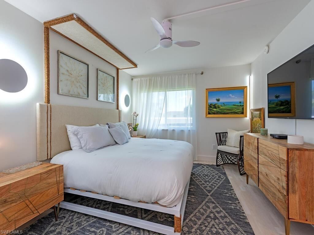 3410 Gulf Shore Blvd N, Unit 202, Naples, FL 34103 Photo