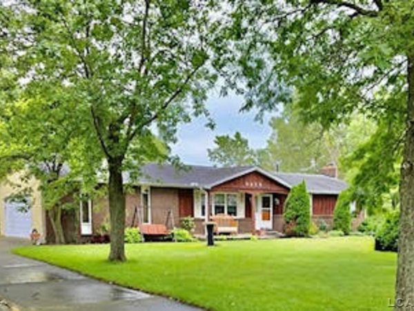 9455 Britton , Tecumseh, MI 49286
