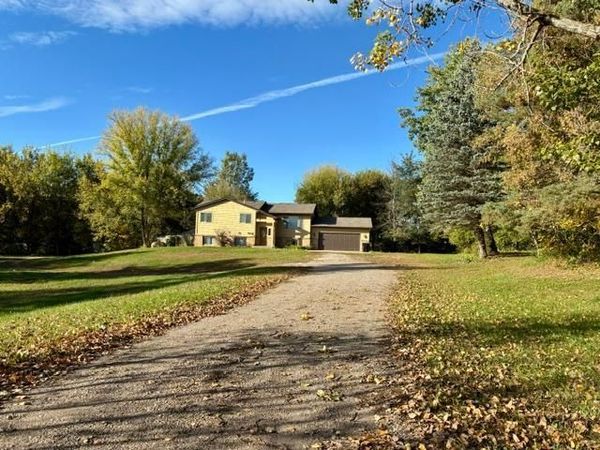 5763 Verde Valley Road NW, Nowthen, MN 55303