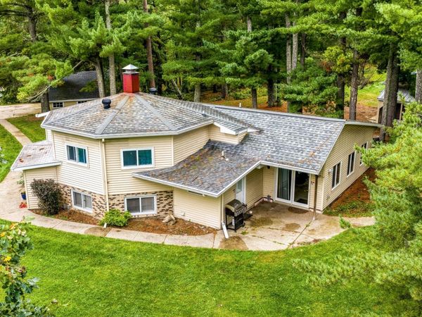 11081 Hillcrest Drive NE, Bemidji, MN 56601