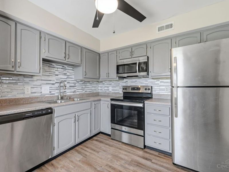 11753 Rose Lane, Unit 2, Springdale, OH 45246 Photo 19