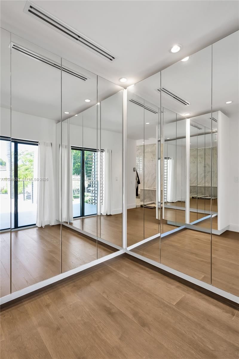 2802 Prairie Ave, Miami Beach, FL 33140 Photo