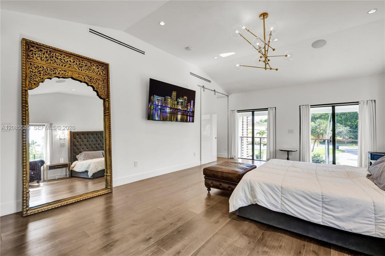 2802 Prairie Ave, Miami Beach, FL 33140 Photo