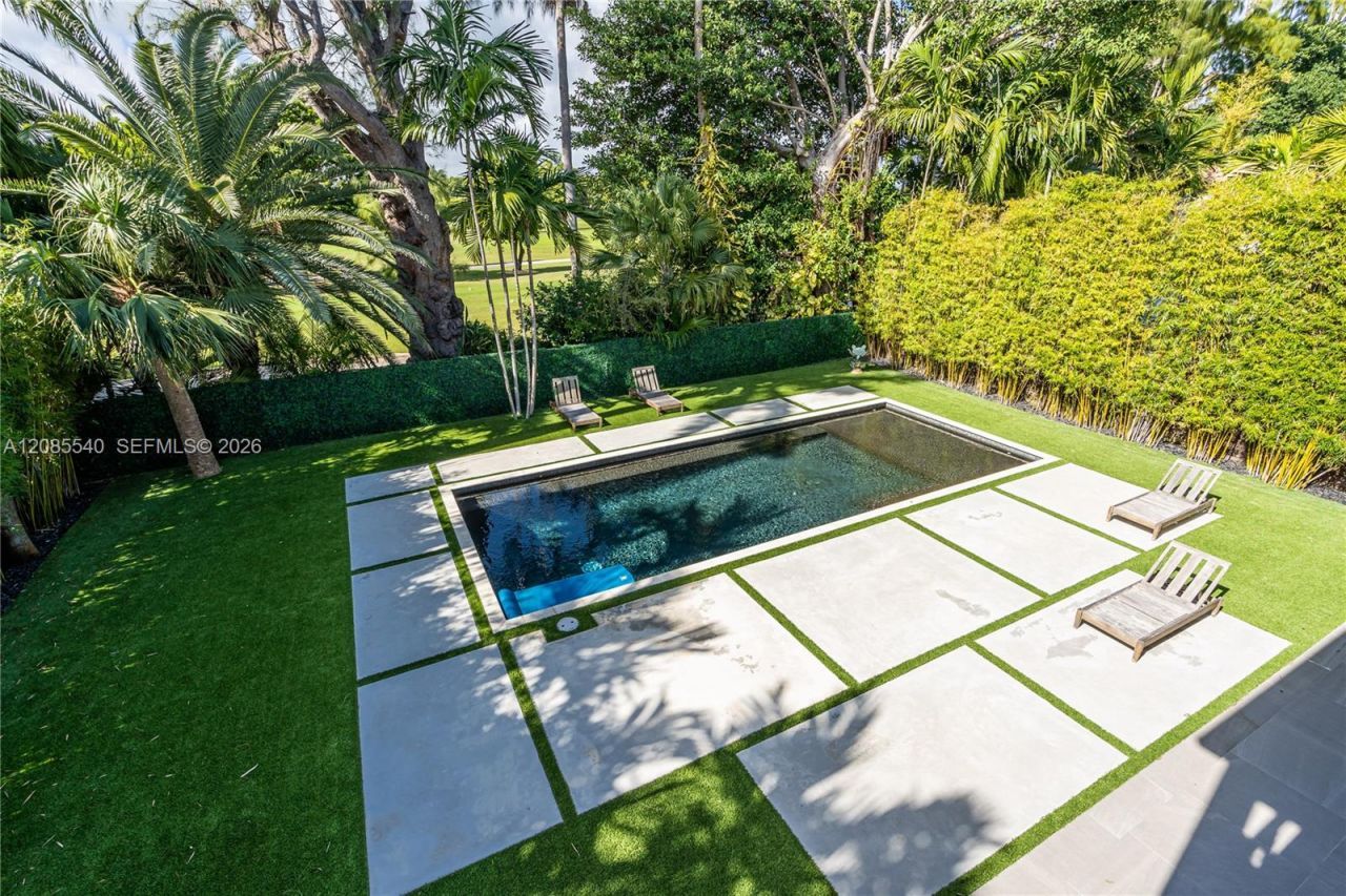 2802 Prairie Ave, Miami Beach, FL 33140 Photo