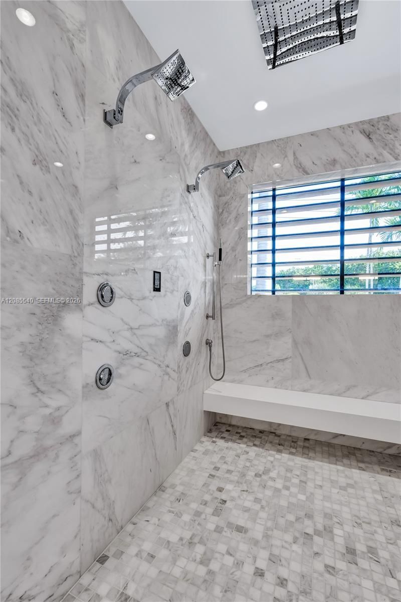 2802 Prairie Ave, Miami Beach, FL 33140 Photo