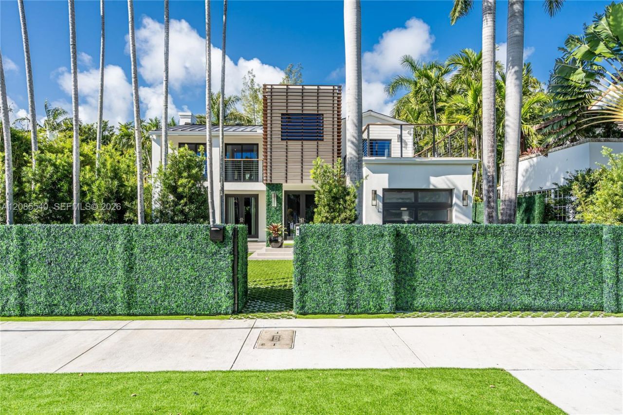 2802 Prairie Ave, Miami Beach, FL 33140 Photo