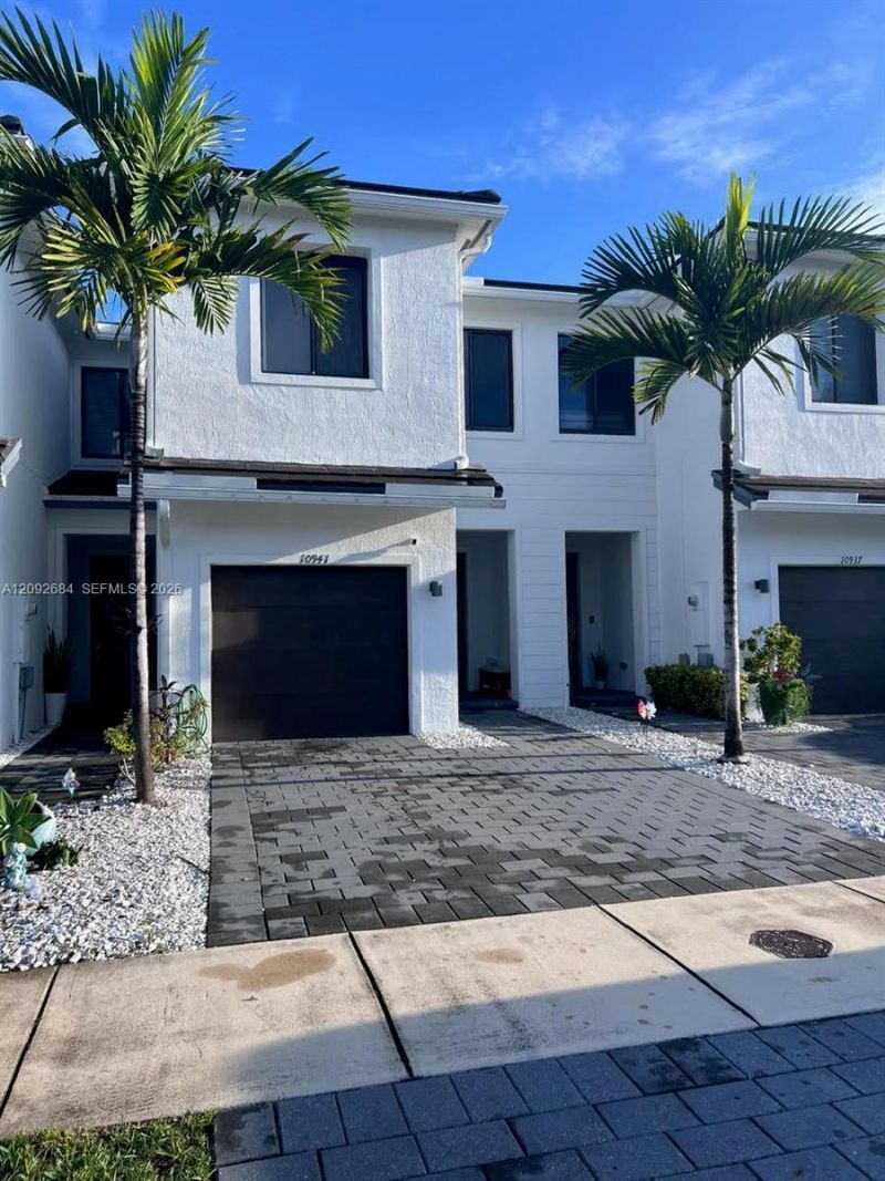 10941 SW 232nd Ter, Homestead, FL 33032 Photo
