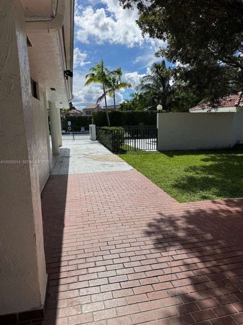 Please Call For Address, Miami, FL 33183 Photo