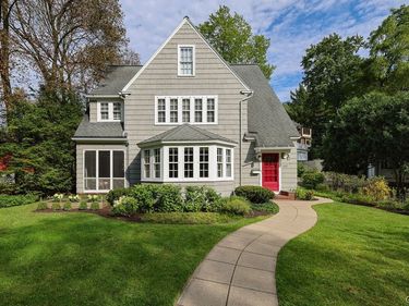 107 Circle Road , Syracuse, NY 13210