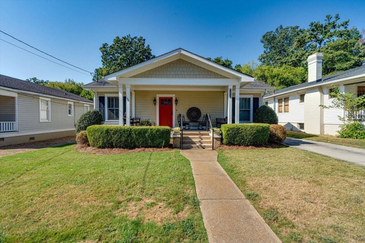 1212 Dartmouth Street Chattanooga, TN 37405