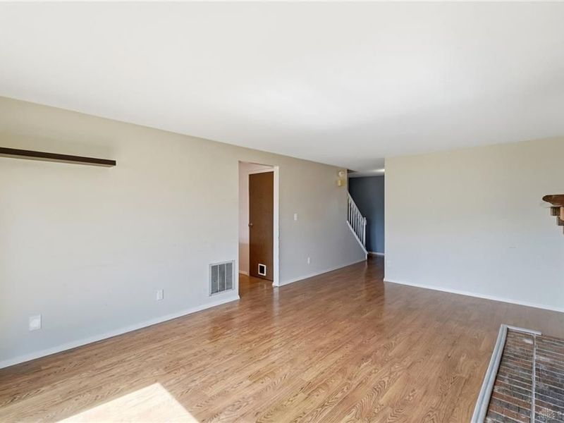 2033 Malibu Trail, Xenia, OH 45385 Photo 11