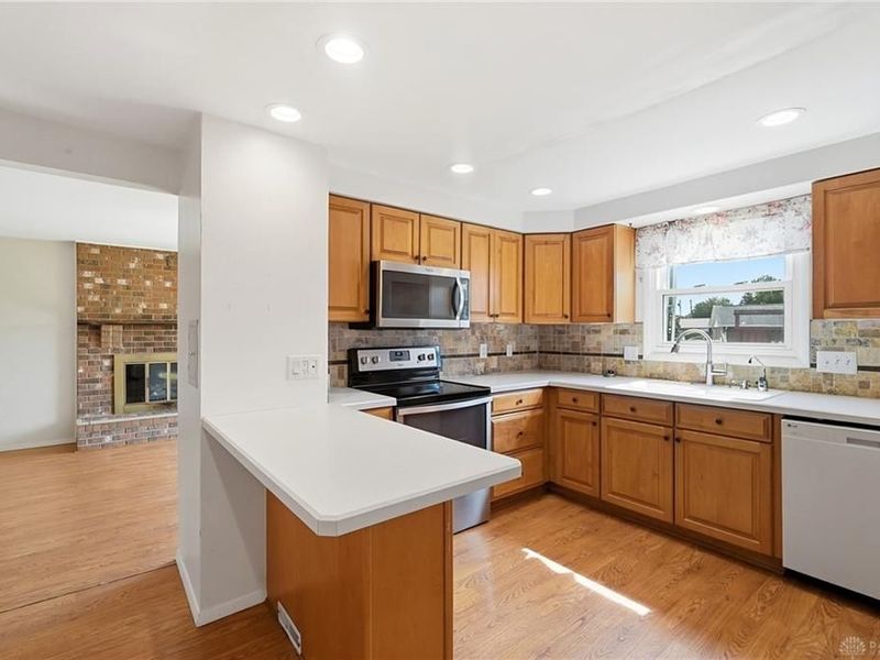 2033 Malibu Trail, Xenia, OH 45385 Photo 16