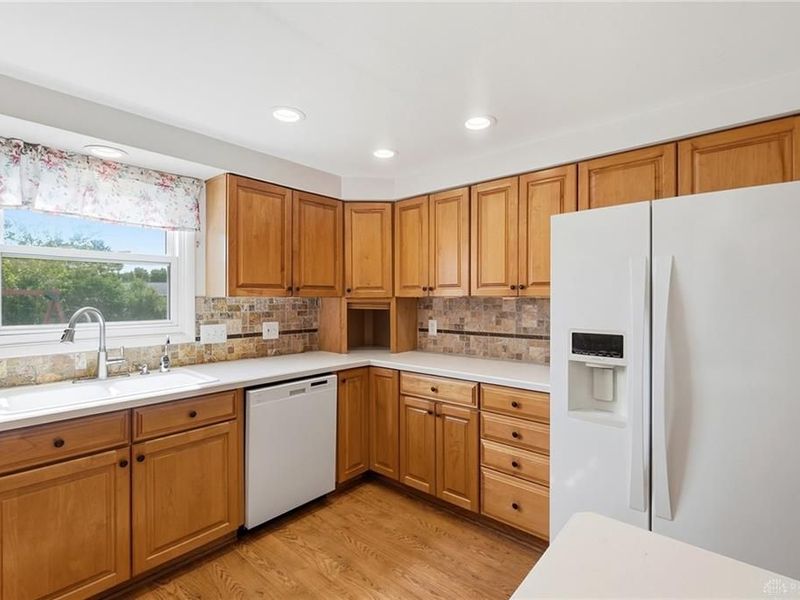 2033 Malibu Trail, Xenia, OH 45385 Photo 19