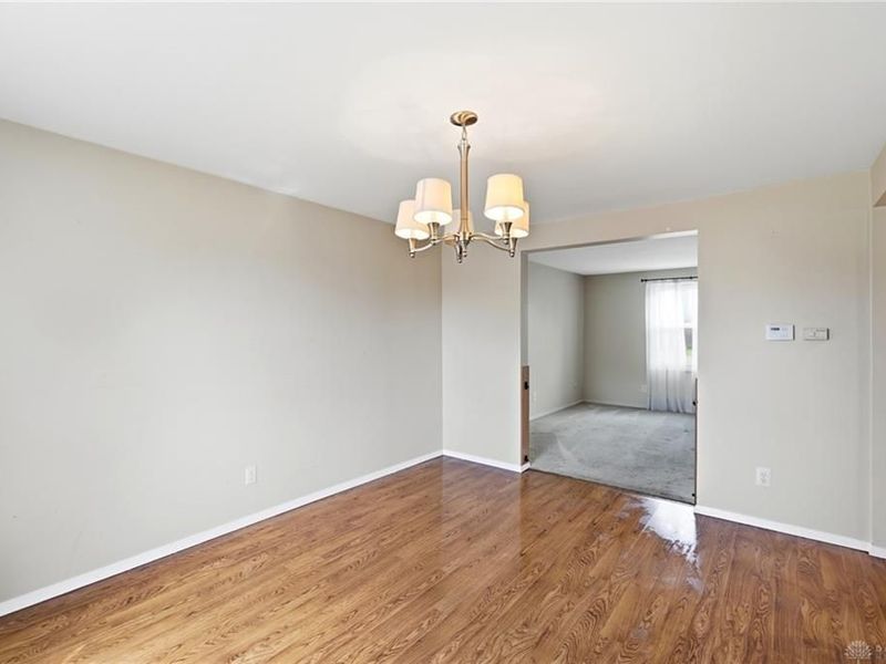 2033 Malibu Trail, Xenia, OH 45385 Photo 2