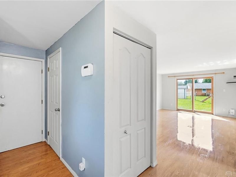 2033 Malibu Trail, Xenia, OH 45385 Photo 7
