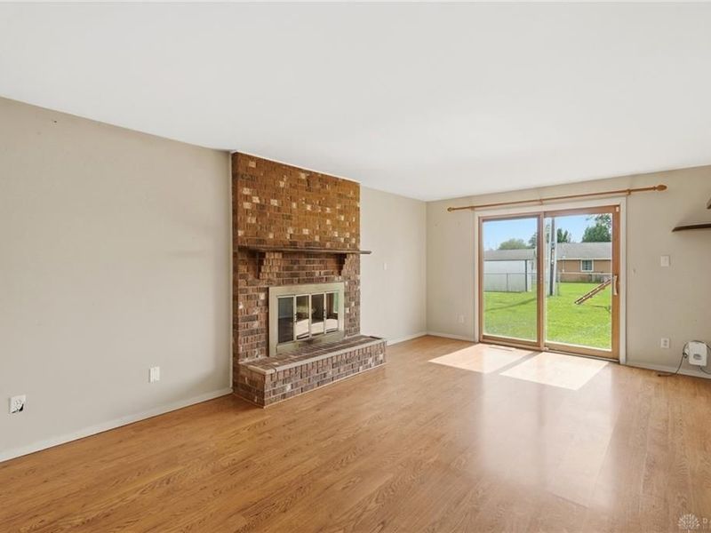 2033 Malibu Trail, Xenia, OH 45385 Photo 8