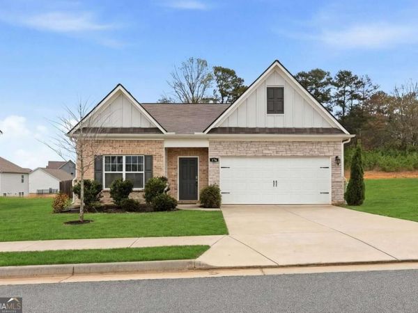 176 Innis Brook Circle, Cartersville, GA 30120