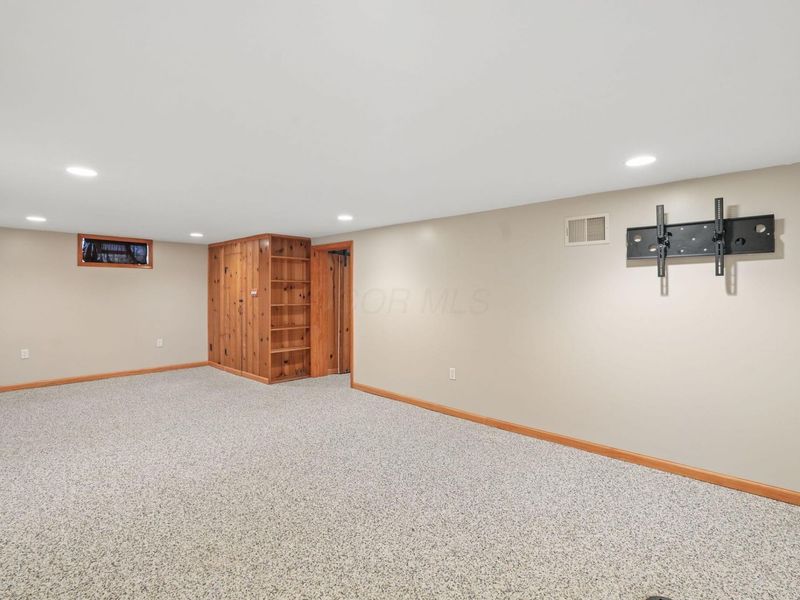 2394 Cranford Road, Columbus, OH 43221 Photo 27