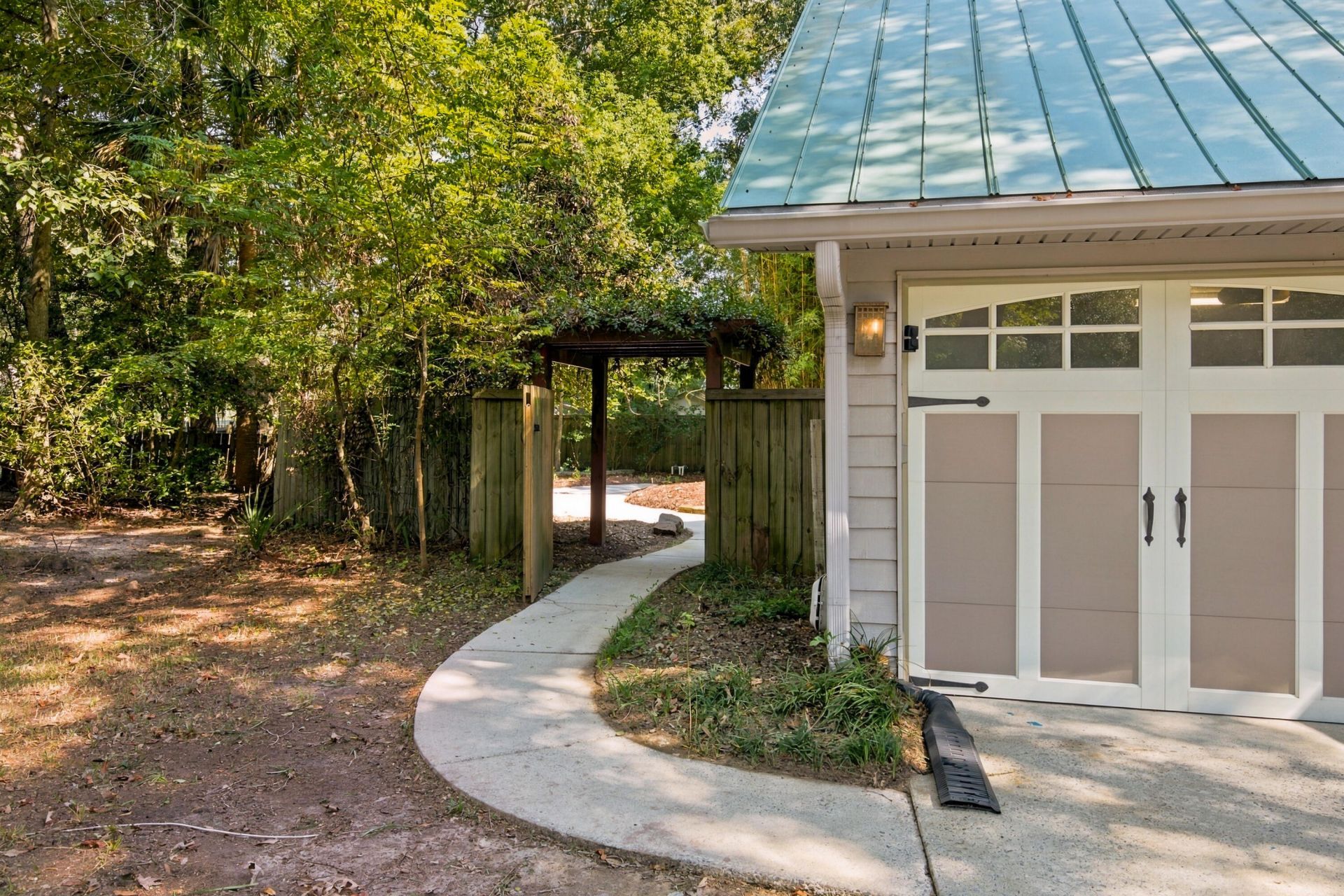 2321 Chairmaker Court Photo 46