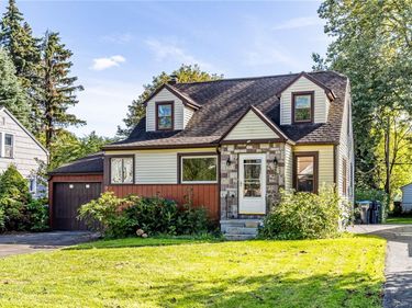 909 Whitlock Road, Rochester, NY 14609