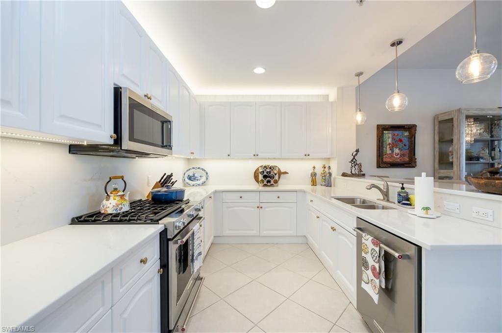 3725 Montreux Ln, Unit 103, Naples, FL 34114 Photo