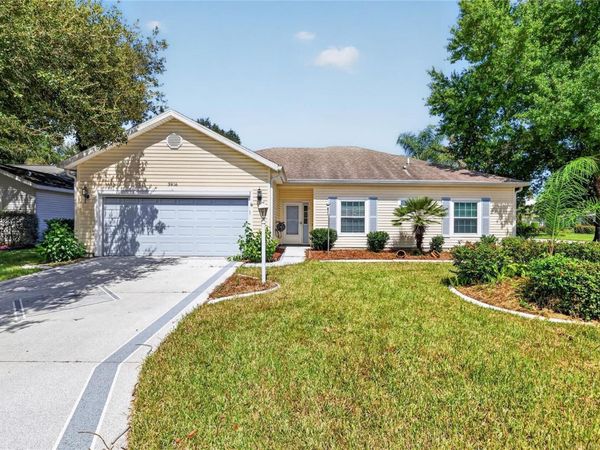 3916 MANOR OAKS COURT , LEESBURG, FL 34748