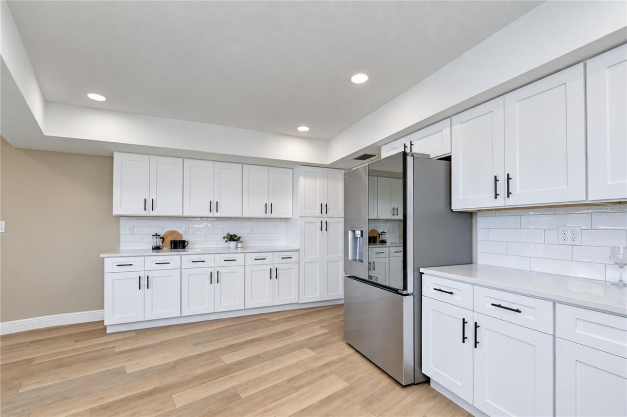 806 Sandringham Lane, Lutz, FL 33549 Photo
