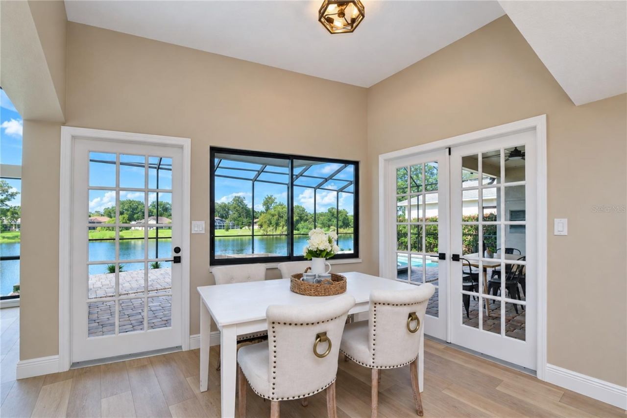 806 Sandringham Lane, Lutz, FL 33549 Photo