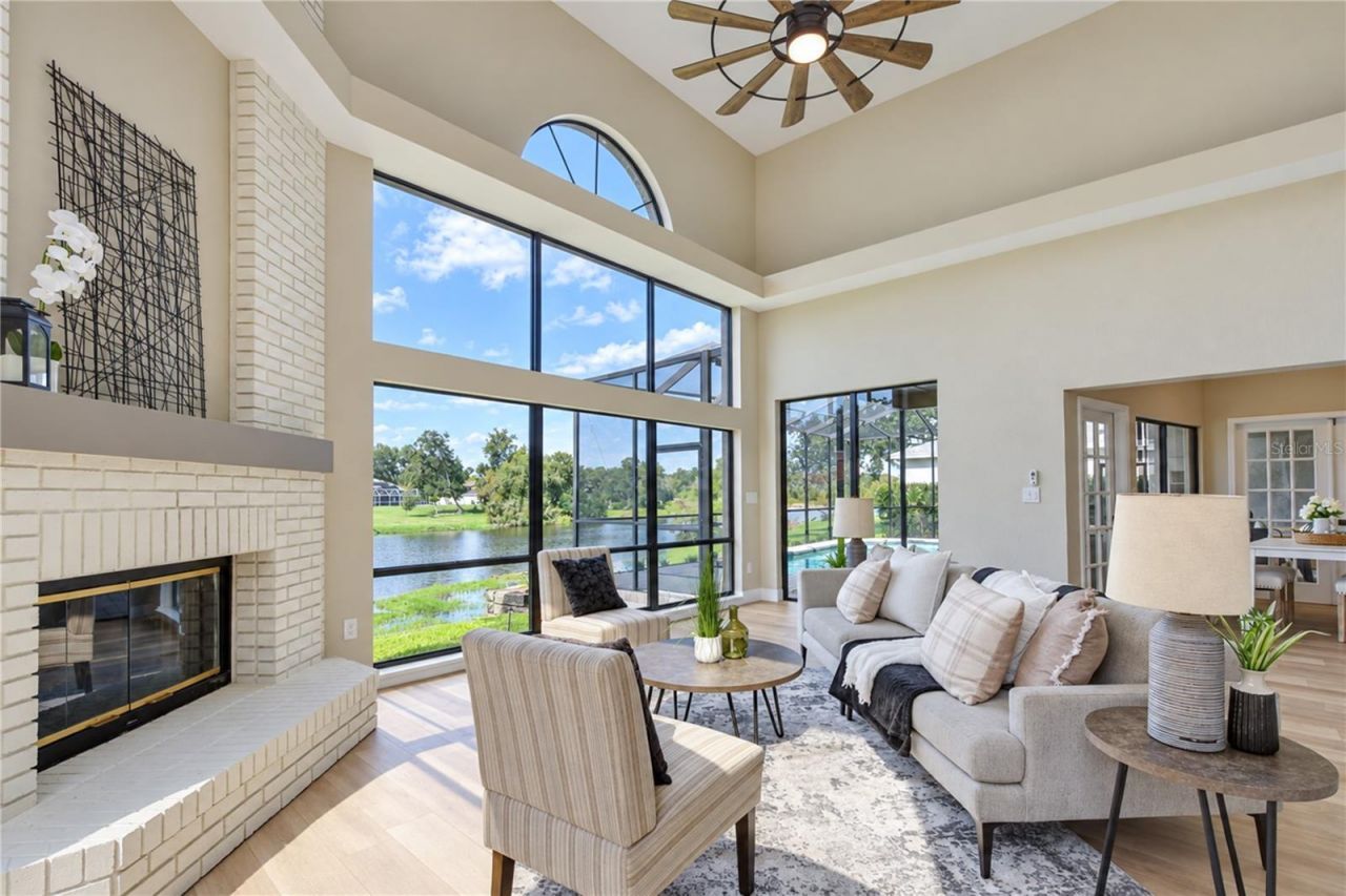 806 Sandringham Lane, Lutz, FL 33549 Photo