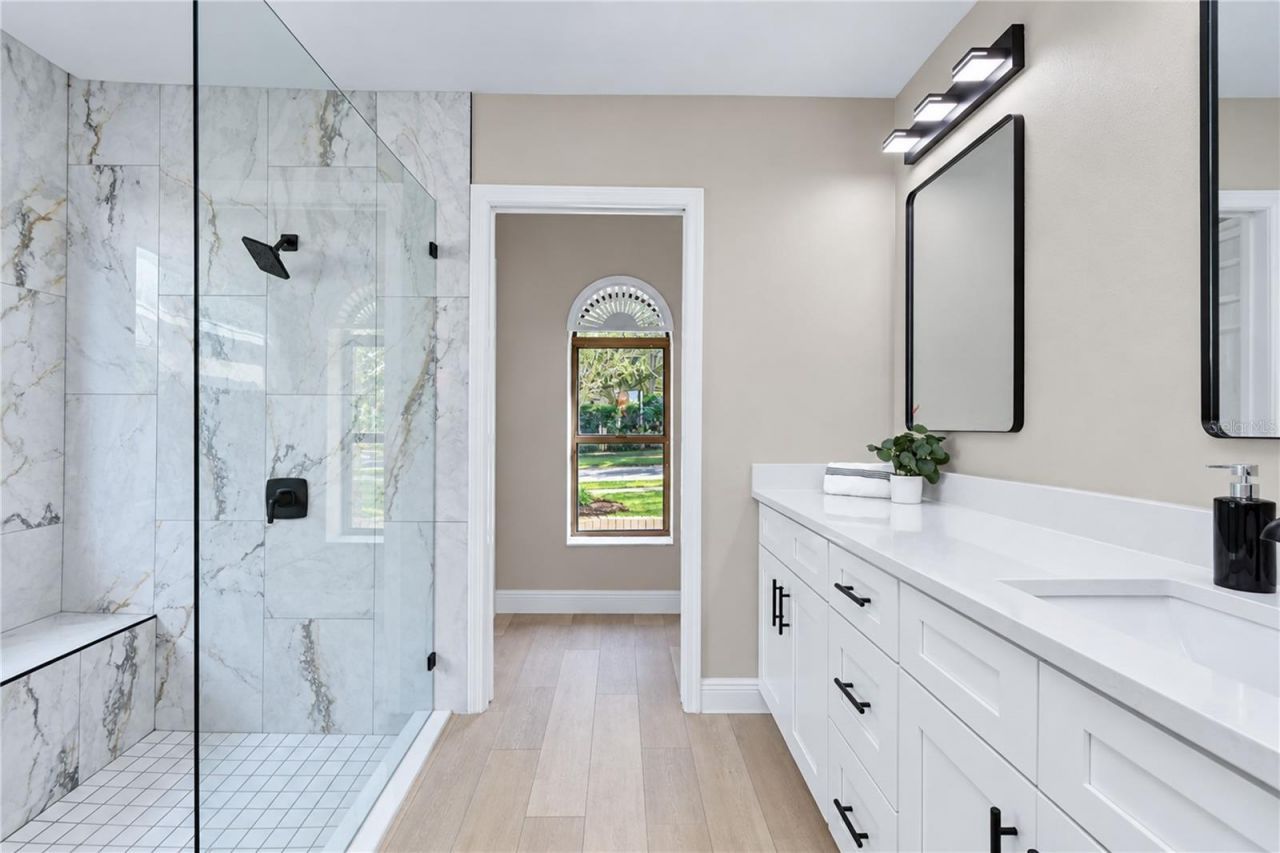 806 Sandringham Lane, Lutz, FL 33549 Photo