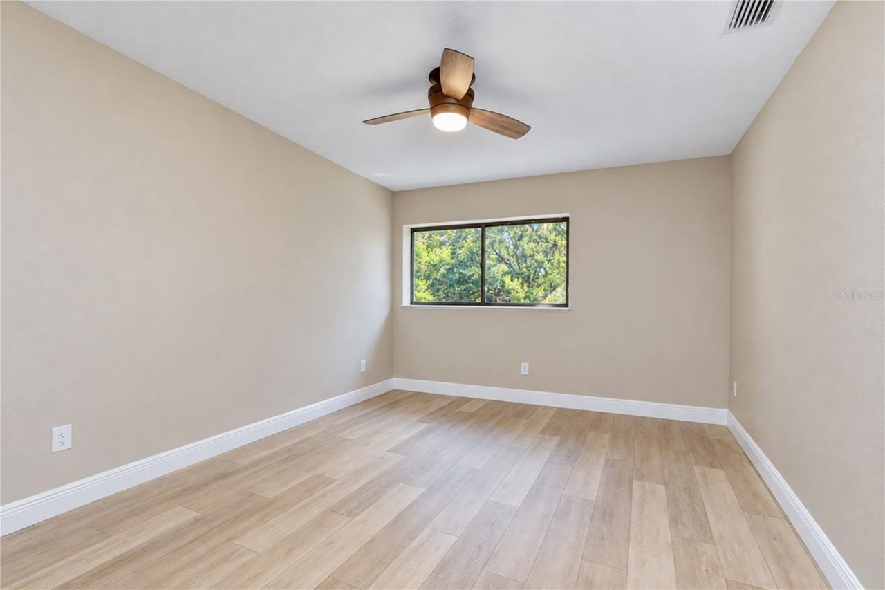 806 Sandringham Lane, Lutz, FL 33549 Photo
