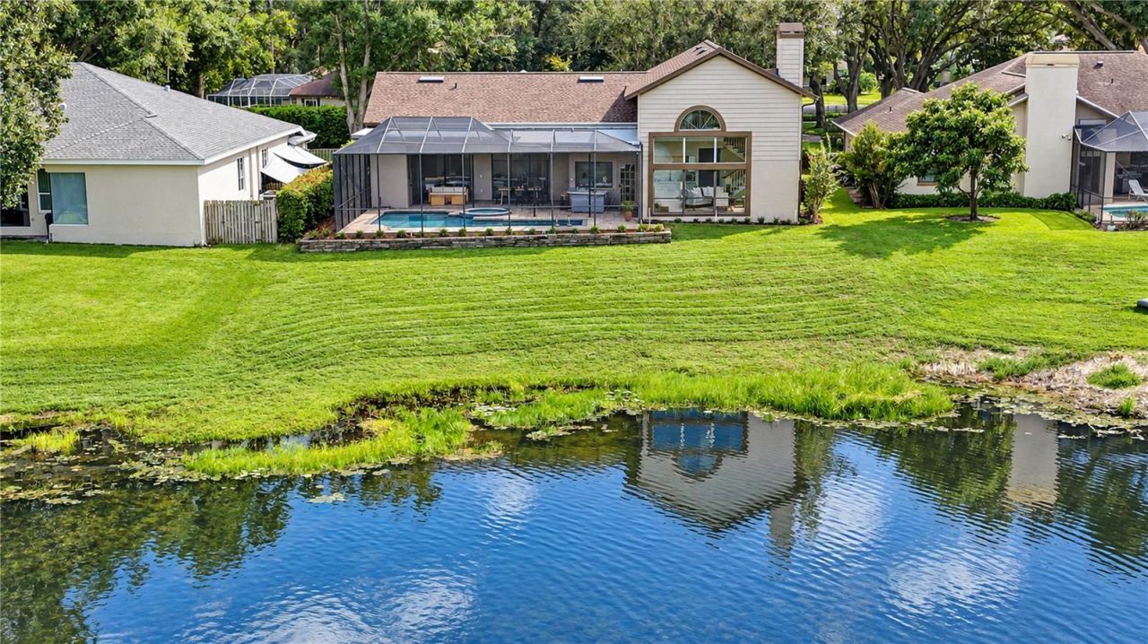 806 Sandringham Lane, Lutz, FL 33549 Photo