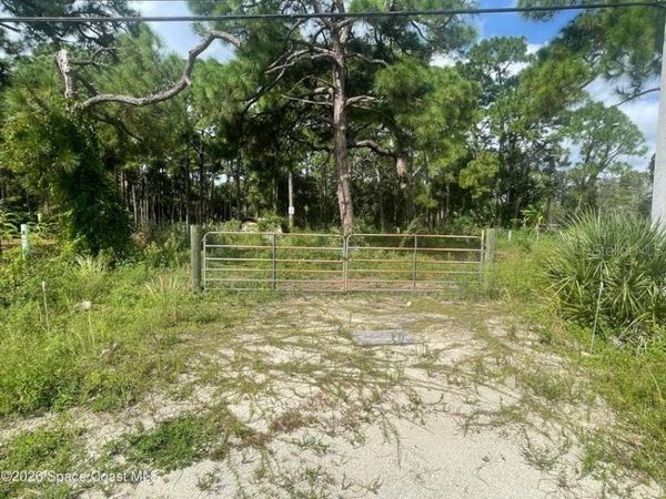 4555 N COURTENAY PARKWAY , MERRITT ISLAND, FL 32953